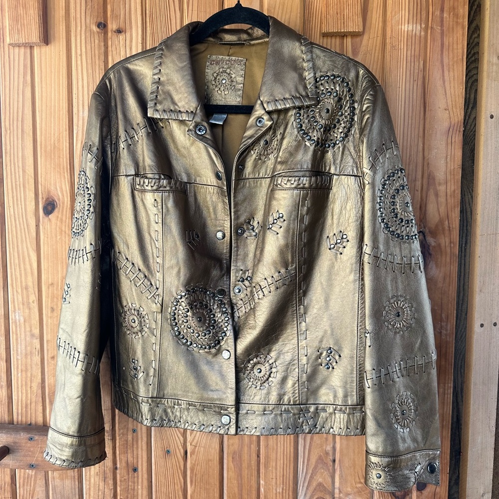 Chico’s Gold Leather Studded Jacket Size 1 - Picture 3 of 8